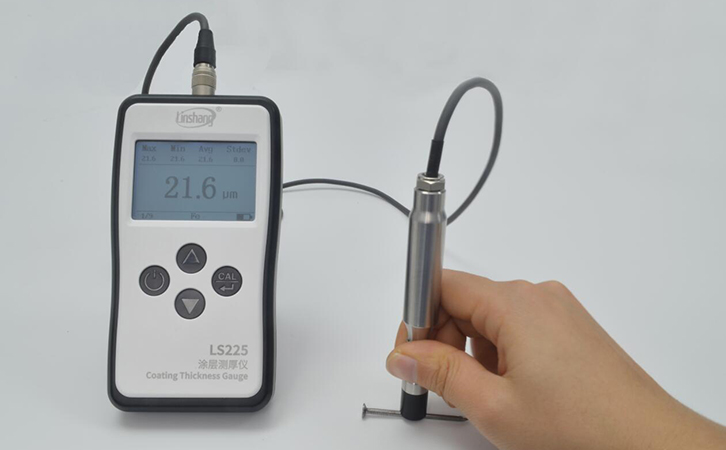 鍍層測(cè)厚儀LS225測(cè)量螺釘 鍍層測(cè)厚儀LS225測(cè)量螺釘